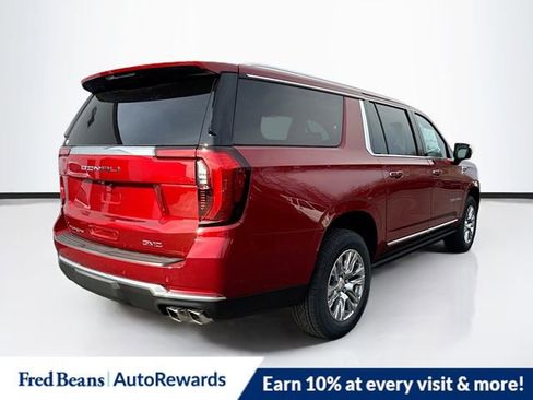 New 2025 GMC Yukon XL Denali w/ Sun & Power Step Package image 7