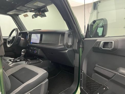 New 2025 Ford Bronco 4-Door AWD/4WD image 23