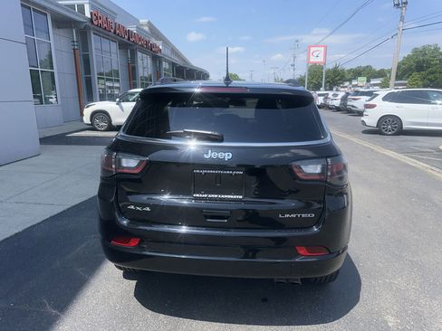 Used 2022 Jeep Compass Limited w/ Elite Group AWD/4WD image 6