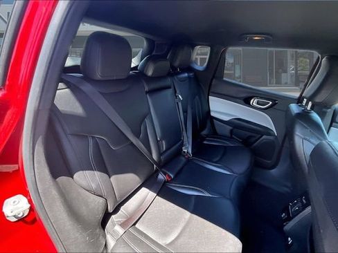 Used 2025 Jeep Compass Limited AWD/4WD image 25