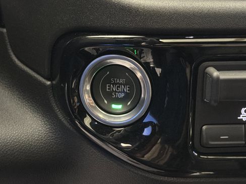 Used 2023 Chevrolet Silverado 1500 High Country w/ High Country Premium Package image 22