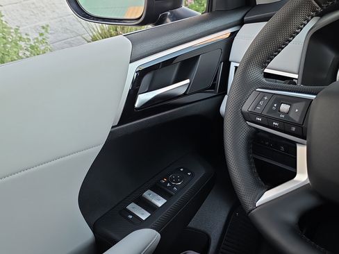 New 2026 Mitsubishi Outlander SE image 25