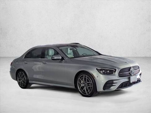Certified 2022 Mercedes-Benz E 350 Sedan image 3