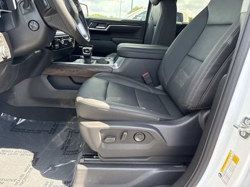 New 2026 GMC Sierra 1500 SLT w/ SLT Premium Package AWD/4WD image 16