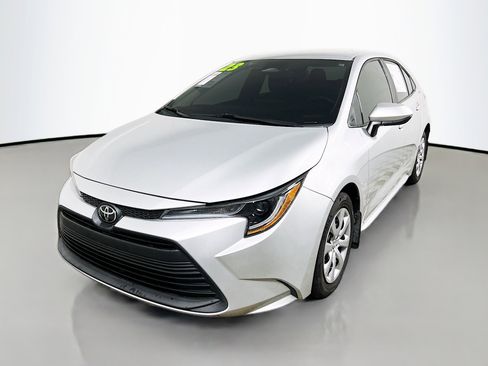 Used 2023 Toyota Corolla LE image 10