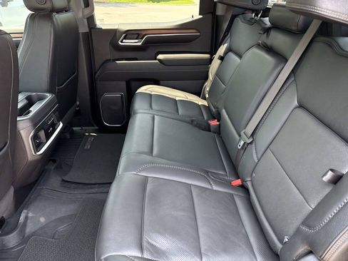 Used 2024 GMC Sierra 1500 Denali w/ Denali Reserve Package AWD/4WD image 32