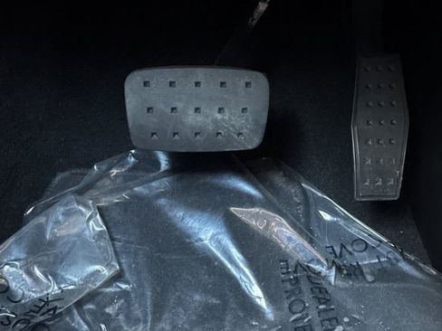 Used 2022 Chevrolet Blazer LT image 42