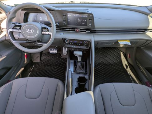 New 2026 Hyundai Elantra Sport image 15