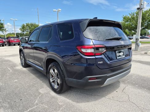 Certified 2024 Honda Pilot EX-L image 4