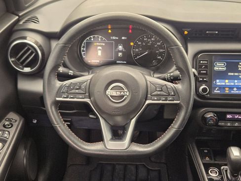 Used 2022 Nissan Kicks SR w/ Interior Electronics Package image 26