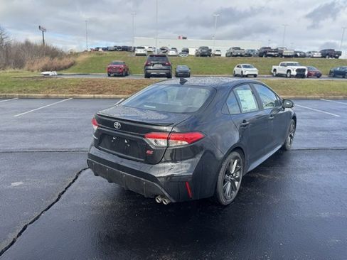 New 2026 Toyota Corolla SE image 3