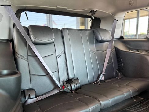 Used 2017 Cadillac Escalade Luxury AWD/4WD image 54