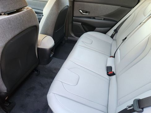 New 2026 Hyundai Elantra Limited FWD image 20