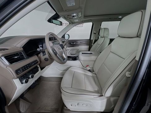 Used 2022 GMC Yukon Denali w/ Max Trailering Package image 9