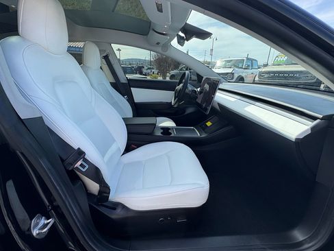 Used 2021 Tesla Model 3 Long Range image 25