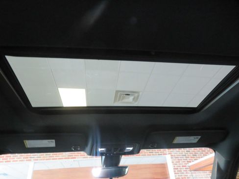 Used 2021 GMC Sierra 1500 AT4 w/ AT4 Value Package AWD/4WD image 62