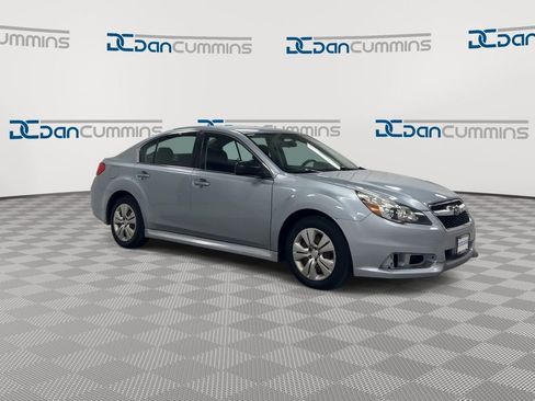 Used 2014 Subaru Legacy 2.5i image 2