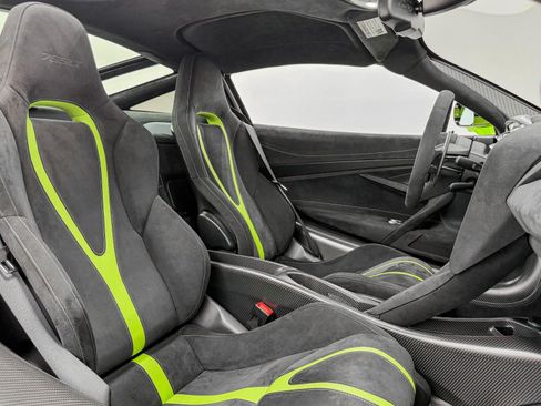 Used 2021 McLaren 765LT RWD image 23