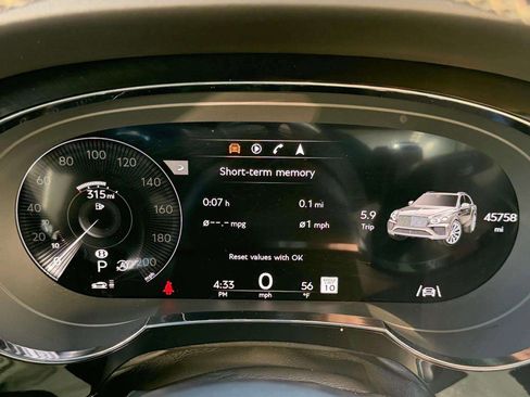 Certified 2022 Bentley Bentayga image 47