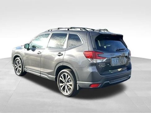 Used 2023 Subaru Forester Limited image 5