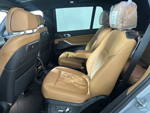 New 2026 BMW X7 xDrive40i w/ M Sport Package image 19