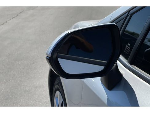 Used 2022 Toyota Corolla LE FWD image 11
