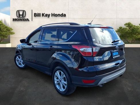 Used 2018 Ford Escape SE image 6