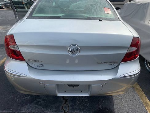 Used 2009 Buick LaCrosse CXL w/ Driver Confidence Package FWD image 5