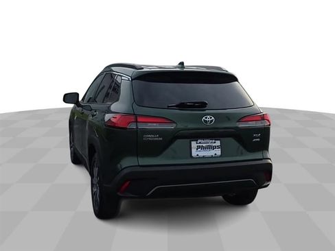 Used 2023 Toyota Corolla Cross XLE w/ Convenience Package image 7