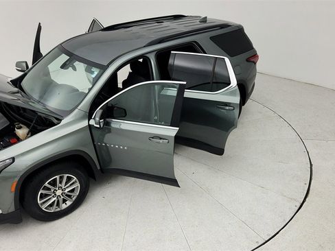 Certified 2023 Chevrolet Traverse LT image 43