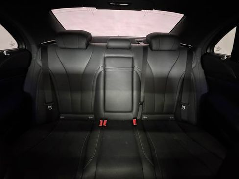 Used 2017 Mercedes-Benz S 550 Sedan image 7