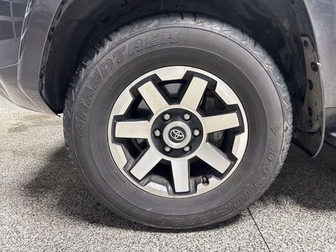 Used 2021 Toyota 4Runner TRD Off-Road Premium w/ Moonroof Package image 3