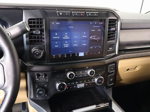 Used 2024 Ford F250 Lariat w/ Lariat Ultimate Package image 5