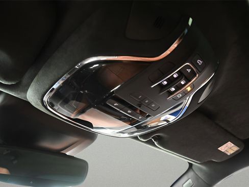 Used 2019 Maserati Levante GTS AWD/4WD image 29