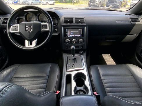 Used 2011 Dodge Challenger R/T RWD image 15