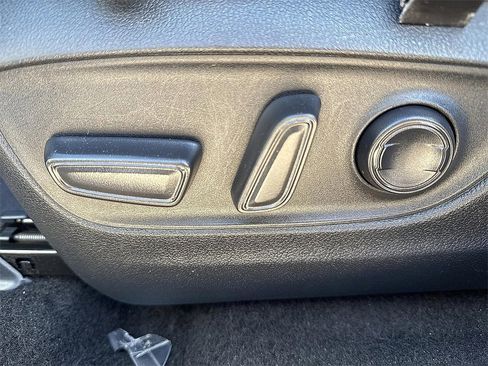 Used 2023 Toyota RAV4 XLE w/ Convenience Package image 14