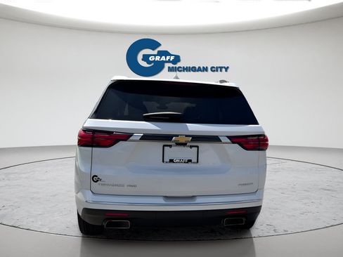 Used 2023 Chevrolet Traverse Premier AWD/4WD image 4