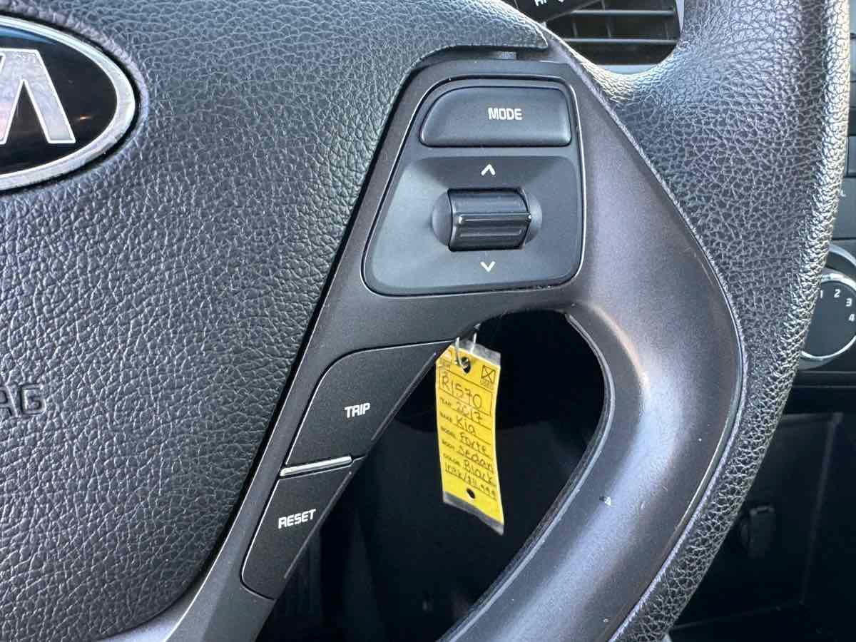 Used 2017 Kia Forte LX FWD image 26