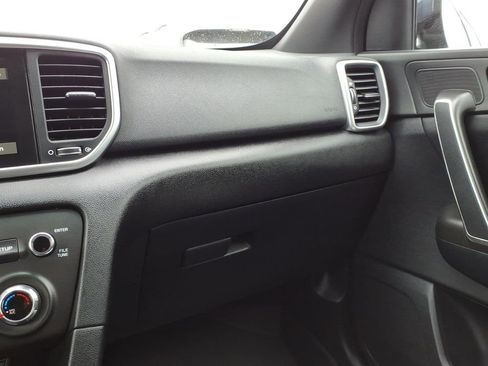 Used 2022 Kia Sportage Nightfall Edition image 19