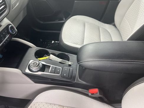 Used 2023 Ford Escape Active AWD/4WD image 15