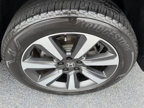 Used 2023 Honda Pilot Touring image 30
