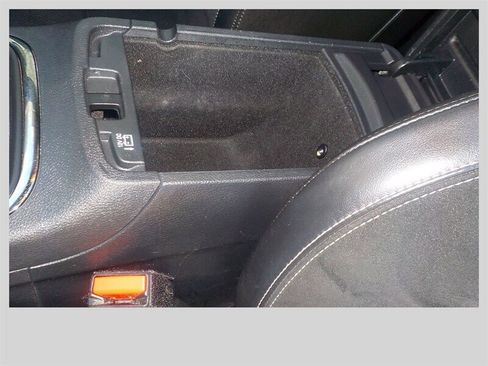 Used 2018 Dodge Durango SRT w/ SRT Interior Appearance Group image 35