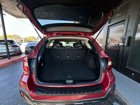 Used 2018 Subaru Outback 2.5i Limited AWD/4WD image 5