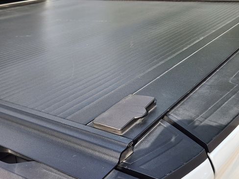 Used 2019 GMC Sierra 1500 SLT image 40