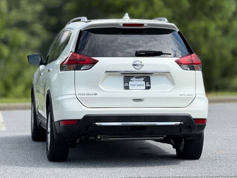 Used 2019 Nissan Rogue SV AWD/4WD image 5