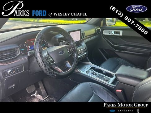 Used 2020 Ford Explorer Limited w/ Class III Trailer Tow Package AWD/4WD image 4