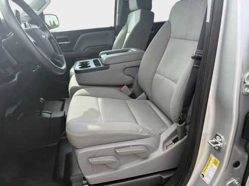 Used 2017 Chevrolet Silverado 1500 W/T AWD/4WD image 8