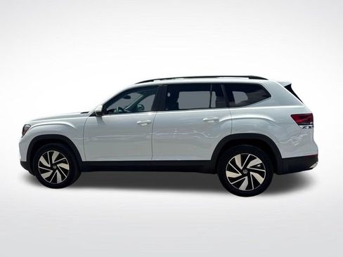 Used 2024 Volkswagen Atlas SE FWD image 4