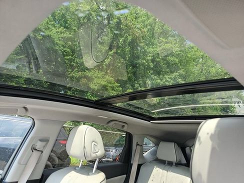 Used 2024 Acura RDX SH-AWD w/ Advance Package image 6