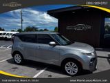 Used 2022 Kia Soul LX image 3